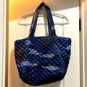 Oliver Thomas Blue Camo Kitchen Sink Tote!